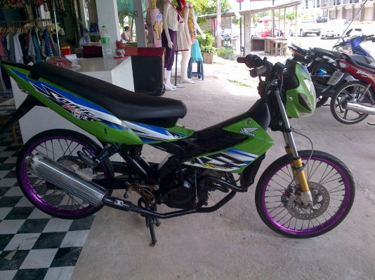 ด่วน!โซนิค จัดสภาพ ปี44 เครืองเดิมแน่นๆพร้อมซิ่ง มีทะเบียน ภาษีปีกว่า