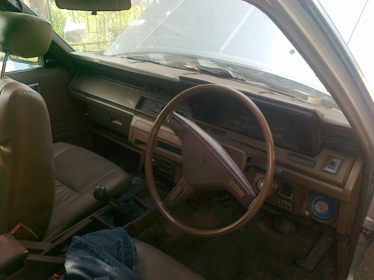 ขายโตโยต้าคราว1.8ccราคา50,000.- ขายโตโยต้าคราว1.8ccราคา50,000.-