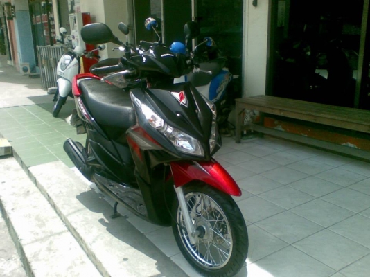 รถสวยจริง ขายถูก Honda Click &ndash; i ปี 2554 สีดำ แดง สนใจจริงลดได้