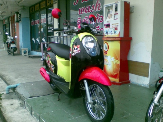 ราคาถูกมากมาย Scoopy – i ปี 2554 สีชมพู ดำ รถสวยจริง ราคาถูกมากมาย Scoopy – i ปี 2554 สีชมพู ดำ รถสวยจริง