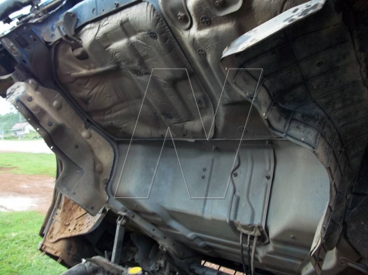 ขาย อีซุ 6 ล้อ NPR 130 แรง / ปี 2548 / กระบะยาว 4.30 เมตร ( ยางเรเดี่ยลใหม่ 6 เส้น )