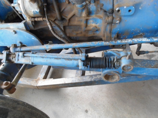 ขายรถไถ FORD 6600 T5 พร้อมอุปกรณ์ 2 ชิ้น  ด่วนๆๆๆ