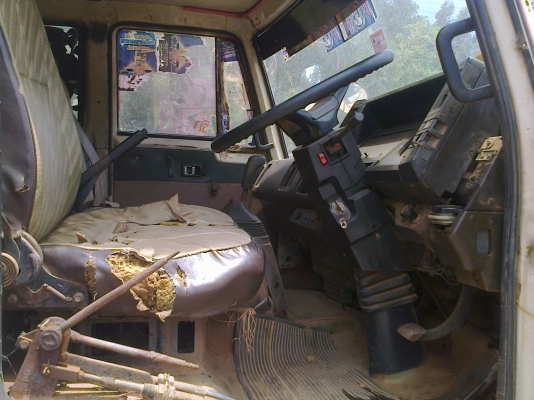 6ล้อดั้มFSR11Fเครื่อง165แรง6BD1 รถห้างแท้ เดิมๆทั้งคัน(แค่สีไม่ค่อยสวย)