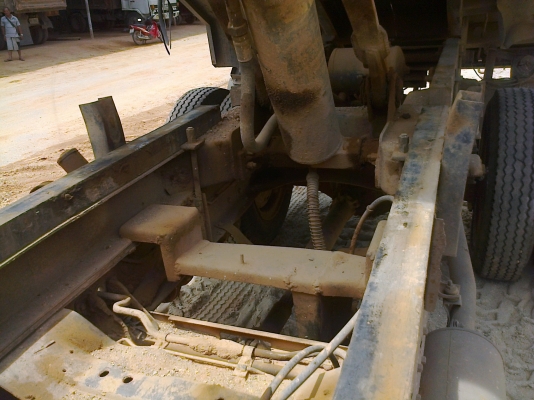 6ล้อดั้มFSR11Fเครื่อง165แรง6BD1 รถห้างแท้ เดิมๆทั้งคัน(แค่สีไม่ค่อยสวย)