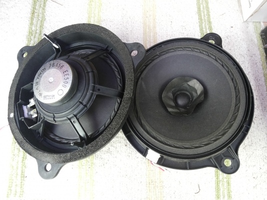 ลำโพงถูก ๆ ด่วนครับ