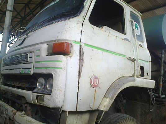 10ล้อโม่ปูน6คิว นิสสันUD CW51L คัสซีใหญ่ คัสซีสวย....