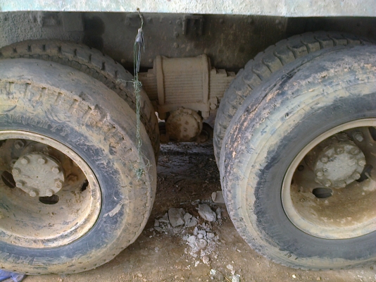 10ล้อโม่ปูน6คิว นิสสันUD CW51L คัสซีใหญ่ คัสซีสวย....