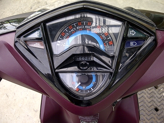 Yamaha-Mio 125cc Top เครื่องเนียนมากครับ ล้อแม็กจากศูนย์