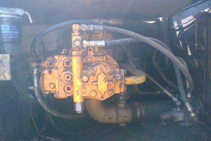 ขานด่วน..รถแบคโฮ KOMATSU PC200-6 บูม อาร์ม สวย รถสวยแจ่ม สีเดิม ๆำ ทำงานไว ไม่มีร้อน มีทะเบียนครบ ลดราคาจาก 1,250,000 บาท.