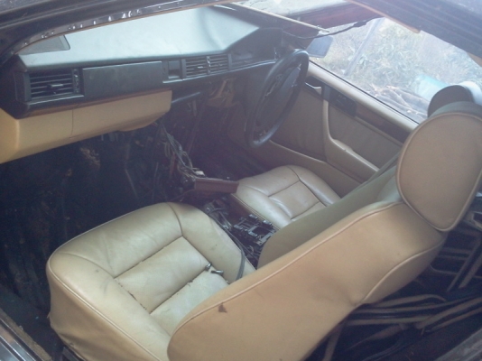 ขายบอดี้ BENZ w124 ไม่มีทะเบียน ไม่มีเครื่องยนต์ เอาไปเป็นอะไหล่คับ ขายบอดี้ BENZ w124 ไม่มีทะเบียน ไม่มีเครื่องยนต์ เอาไปเป็นอะไหล่คับ