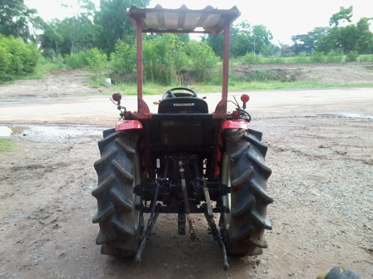 รถไถ/แทรคเตอร์ยันมาร์ 45 แรงม้า EF 453T ราคาไม่แพง ภายนอกไม่สวย ภายในสภาพดี เป็นรถลานมันไม่เคยลงน้ำ มีผานดัหน้า