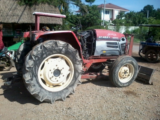 รถไถ/แทรคเตอร์ยันมาร์ 45 แรงม้า EF 453T ราคาไม่แพง ภายนอกไม่สวย ภายในสภาพดี เป็นรถลานมันไม่เคยลงน้ำ มีผานดัหน้า