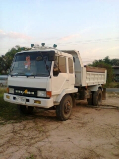 รถ 6 ล้อดั้ม   โทร.0892809252