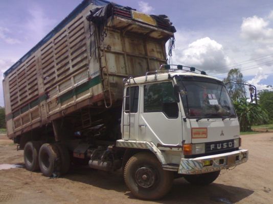 ขายไอ้หลงคอกเกษตรสวยๆคับ เครื่อง190เทอโบว์2เพลาดั๊ม