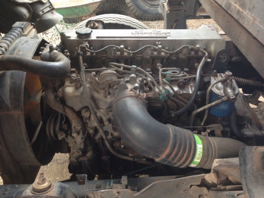 ขาย6ล้อหัวการ์ตูนNPR 120แรง ฝาขาว