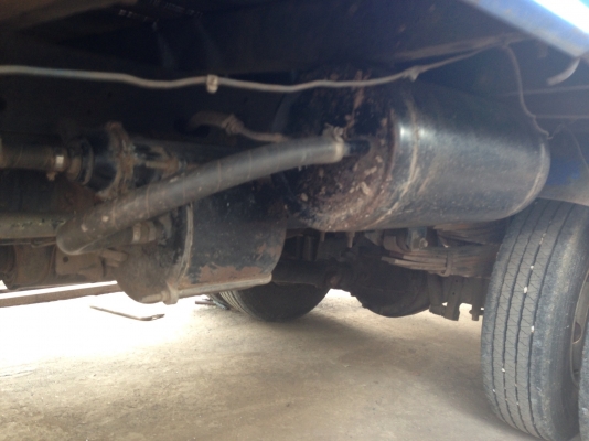 ขาย6ล้อหัวการ์ตูนNPR 120แรง ฝาขาว