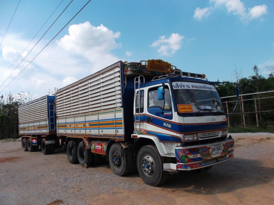 ขายด่วนรภ24ล้อDAGA270ปี47ดรั้มเกษตรแม่ลูก3คาล