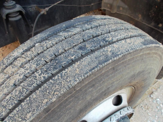 ขายด่วนรภ24ล้อDAGA270ปี47ดรั้มเกษตรแม่ลูก3คาล