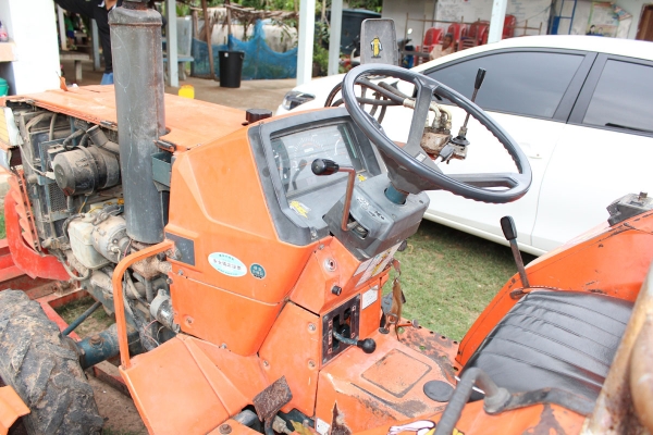 ขายด่วน kubota L1-20 4wd (วางมัดจำแล้วครับ)