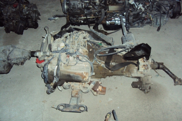 ขายเครื่องยนต์พร้อมเกียร์ของรถกะป๊อ เป็นเครื่องยนต์ 3 สูบ นำเข้าจากญี่ปุ่น มีหลายตัวให้เลือก ขายเครื่องยนต์พร้อมเกียร์ของรถกะป๊อ เป็นเครื่องยนต์ 3 สูบ นำเข้าจากญี่ปุ่น มีหลายตัวให้เลือก