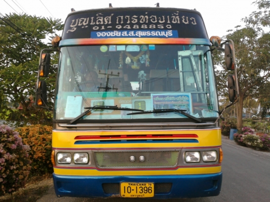 ขายบัสพัดลม40ที่นั่ง สภาพพร้อมใช้ราคา450,000บาท ต่อรองได้ สนใจโทร 081-9488850
