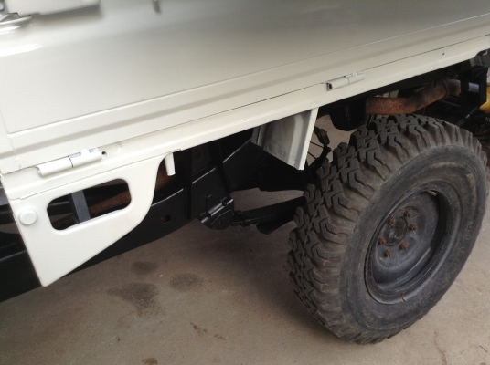 ขาย โตโยต้าม้าดำ 4x4 RN46 ปี 2523 เครื่อง 24 เทอร์โบ ช่วงล่างแท้หมดยกชุด