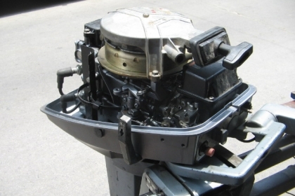 ขาย เครื่่่่่่องเรือ Yamaha 6 แรง หางสั้น  สภาพเครื่อง90\% นำเข้าญี่ปุ่น ราคา 15,500