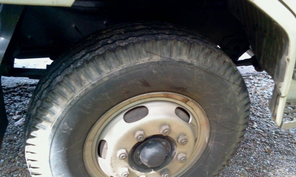 NISSAN DIESEL 6 ล้อหัวลาก พร้อมหางดั้ม สวยมากค่ะ เพียง 4x,xxx กม. ค่ะ