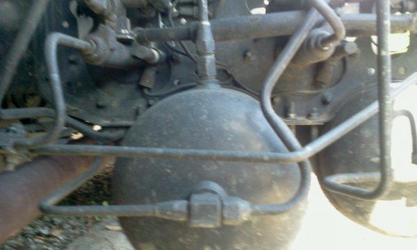 NISSAN DIESEL 6 ล้อหัวลาก พร้อมหางดั้ม สวยมากค่ะ เพียง 4x,xxx กม. ค่ะ