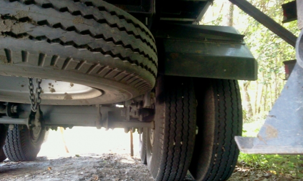 NISSAN DIESEL 6 ล้อหัวลาก พร้อมหางดั้ม สวยมากค่ะ เพียง 4x,xxx กม. ค่ะ