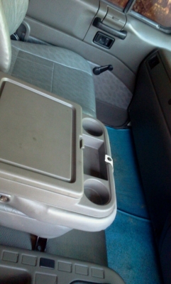 NISSAN DIESEL 6 ล้อหัวลาก พร้อมหางดั้ม สวยมากค่ะ เพียง 4x,xxx กม. ค่ะ