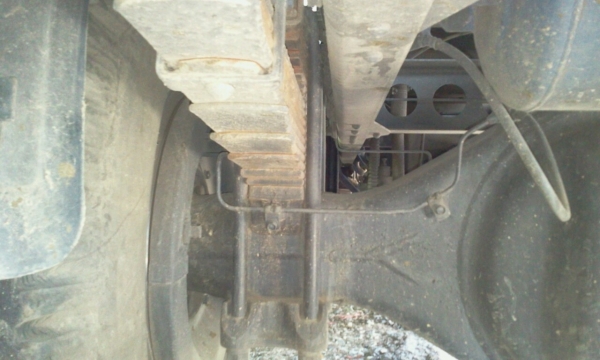 NISSAN DIESEL 6 ล้อหัวลาก พร้อมหางดั้ม สวยมากค่ะ เพียง 4x,xxx กม. ค่ะ