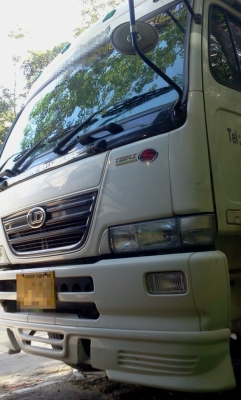 NISSAN DIESEL 6 ล้อหัวลาก พร้อมหางดั้ม สวยมากค่ะ เพียง 4x,xxx กม. ค่ะ