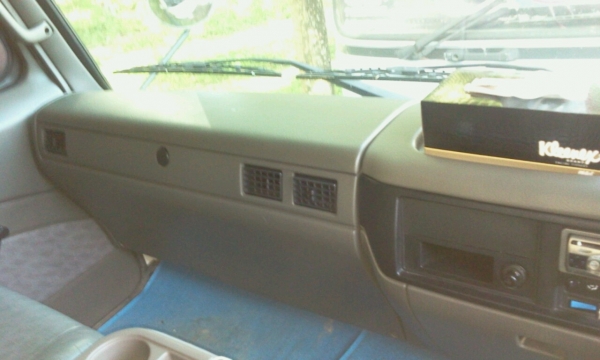 NISSAN DIESEL 6 ล้อหัวลาก พร้อมหางดั้ม สวยมากค่ะ เพียง 4x,xxx กม. ค่ะ