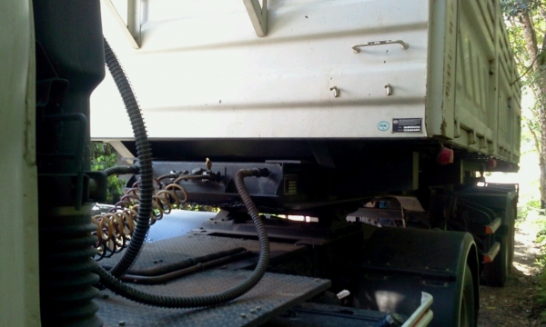 NISSAN DIESEL 6 ล้อหัวลาก พร้อมหางดั้ม สวยมากค่ะ เพียง 4x,xxx กม. ค่ะ