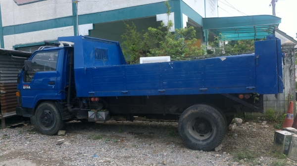 ขายรถ 6 ล้อดั้ม DYNA