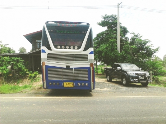 ขายรถบัส สภาพดี พร้อมใช้งาน ตกแต่งพร้อม แอร์ไฟฟ้า