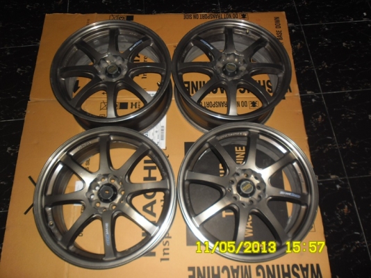 ขายแม๊กซ์17  5รู114.3/5/100พร้อม ยาง falken  4เส้น 215/50 ขอบ17  ยางปี 2012 ปลายปี สภาพสวย