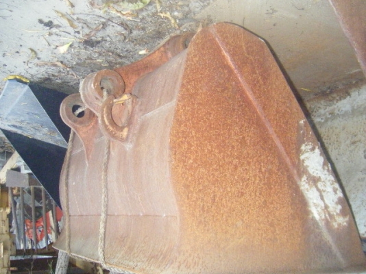 บุ้งกี๋แบคโฮ