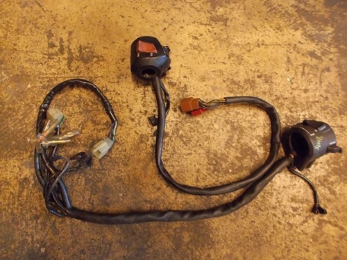 ขายอะไหล่เดิมซุปเปอร์โฟและรุ่นอื่นๆรูปเพียบให้เลือกเปนการตัดสินใจจร้า