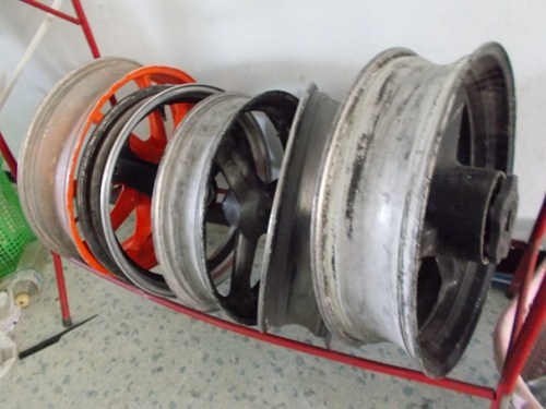 ขายอะไหล่เดิมซุปเปอร์โฟและรุ่นอื่นๆรูปเพียบให้เลือกเปนการตัดสินใจจร้า