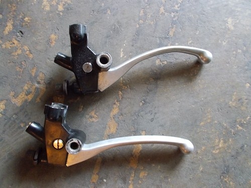 ขายอะไหล่เดิมซุปเปอร์โฟและรุ่นอื่นๆรูปเพียบให้เลือกเปนการตัดสินใจจร้า