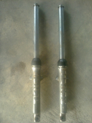 ขายเบาะ ถัง ใมส์ suzuki gp100 sanshiro ขายตามสภาพ