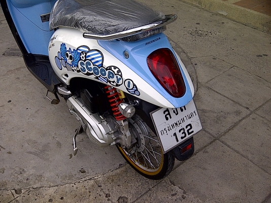Honda-Scoopy i 110cc เครื่องเนียนมากครับ สภาพเยี่ยมเลยครับ