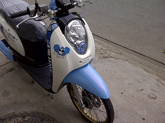 Honda-Scoopy i 110cc เครื่องเนียนมากครับ สภาพเยี่ยมเลยครับ