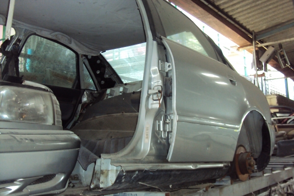 ขาย  BODY   AUDI  A4  เป็นบอดี้นำเข้าจากญี่ปุ่น