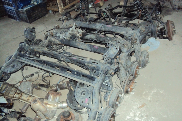 ขายคานหลังรถยนต์ JAZZ / CUBE