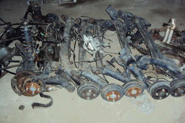 ขายคานหลังรถยนต์ JAZZ / CUBE