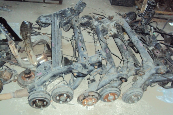 ขายคานหลังรถยนต์ JAZZ / CUBE