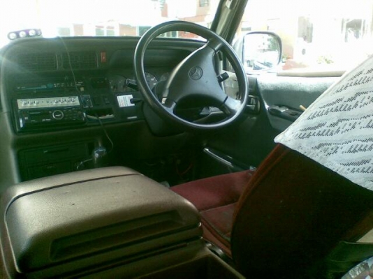 ขายรถตู้ toyota HIACE หัวจรวด ปี1996